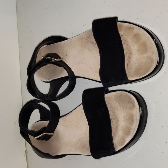 Clarks Botanic Ivy sandals women’s size 7.5 black ankle buckle - Picture 2 of 9